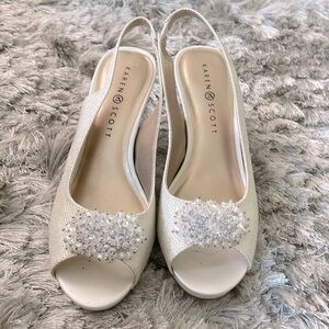 Karen Scott Ivory Beaded Slingback Peep Toe Heels – Elegant & Dressy
